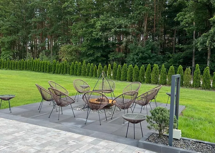 Przy Lesie B&B Godnowa